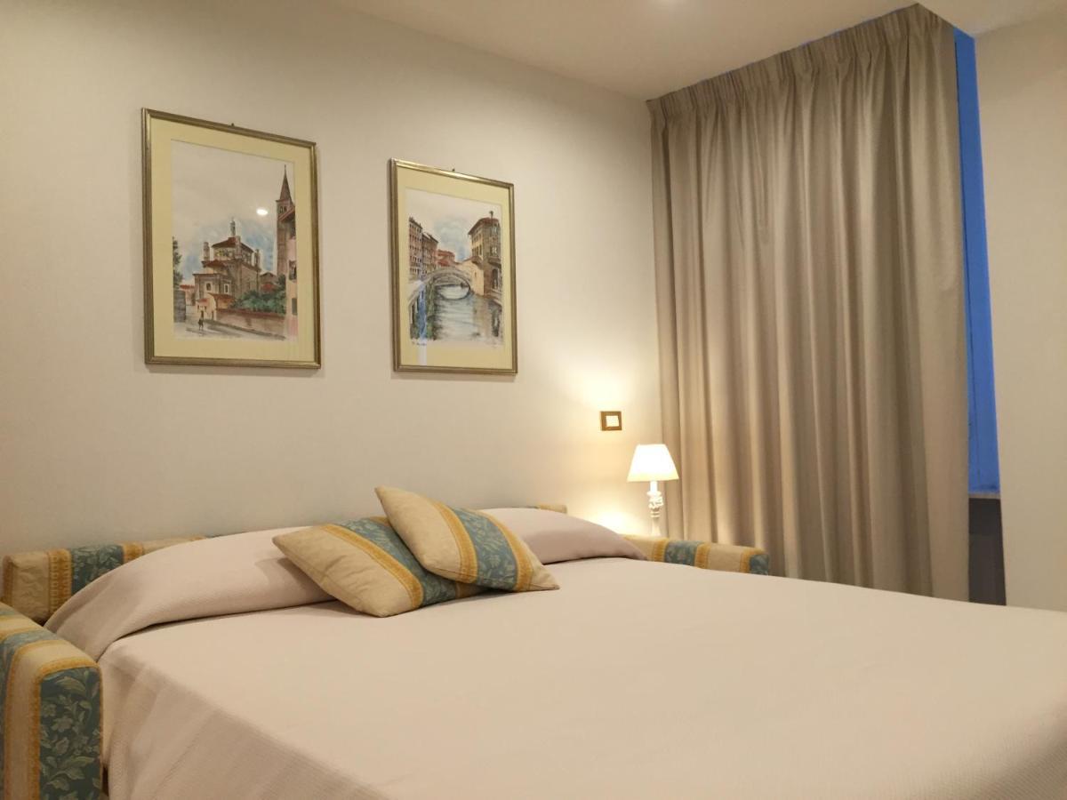 Genovese Villa Elena Appartamenti Varazze Zewnętrze zdjęcie